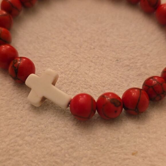 Cross bead bracelet red - Picture 4 of 8